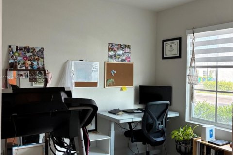 Купить таунхаус в Флорида-Сити, Флорида 3 спальни, 132.39м2, № 2030122 - фото 10