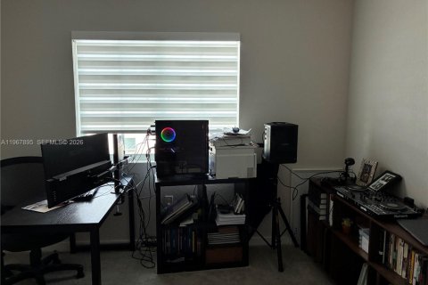 Купить таунхаус в Флорида-Сити, Флорида 3 спальни, 132.39м2, № 2030122 - фото 15