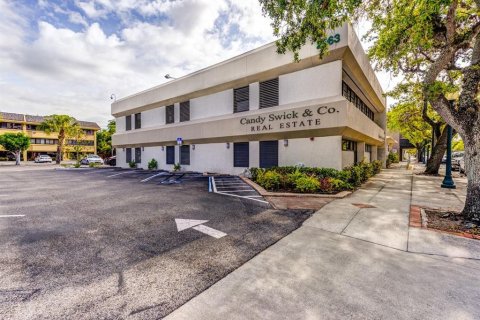 Immobilier commercial à Sarasota, Floride 102.19 m2 № 2134673