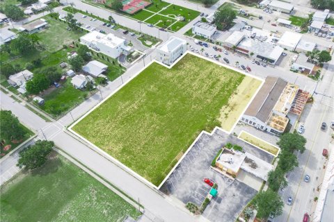 Terreno en venta en Frostproof, Florida № 1766134 - foto 4