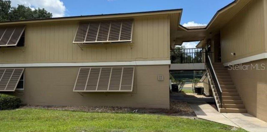 Condo à Deltona, Floride, 2 chambres  № 2110255