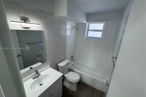 Apartment in Miami, Florida 1 bedroom, 62.71 sq.m. № 1942222 - photo 10