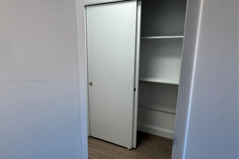 Appartement à louer à Miami, Floride: 1 chambre, 62.71 m2 № 1942222 - photo 9