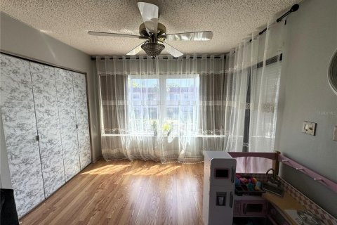 Condominio en alquiler en Belleair, Florida, 2 dormitorios, 99.22 m2 № 2118287 - foto 7