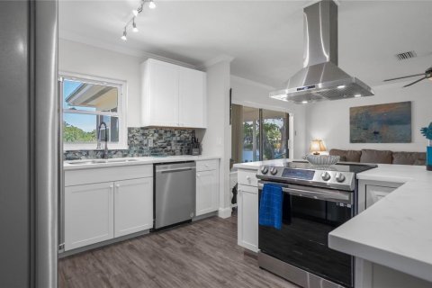 Villa ou maison à vendre à Crystal River, Floride: 3 chambres, 113.71 m2 № 1767927 - photo 6