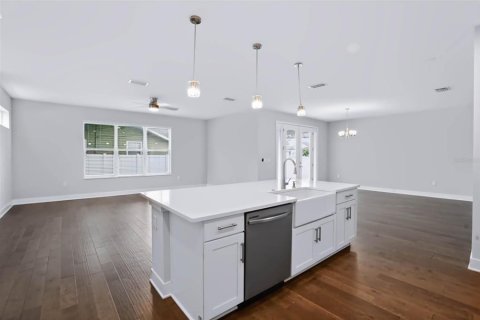 Casa en venta en Tampa, Florida, 4 dormitorios, 286.79 m2 № 2406387 - foto 15