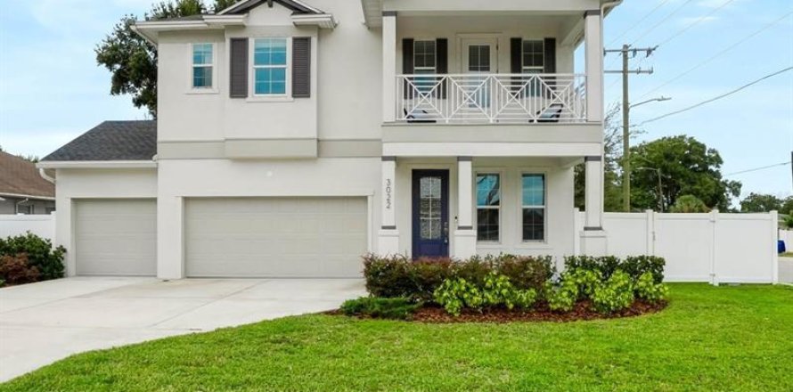 Casa en Tampa, Florida 4 dormitorios, 286.79 m2 № 2406387