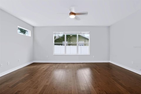 Casa en venta en Tampa, Florida, 4 dormitorios, 286.79 m2 № 2406387 - foto 26