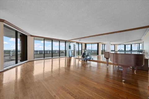Condo à North Palm Beach, Floride, 3 chambres  № 2368484