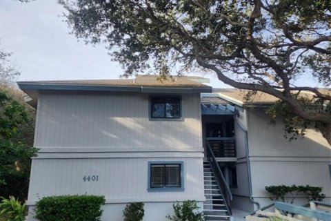 Condominio en venta en New Smyrna Beach, Florida, 3 dormitorios, 113.15 m2 № 1733416 - foto 1