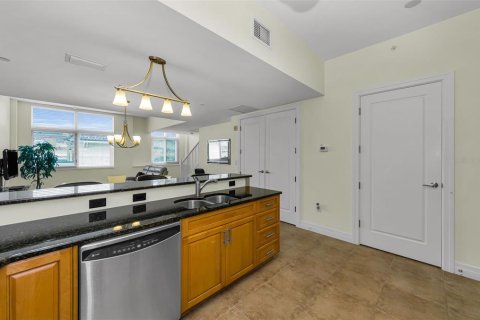 Copropriété à vendre à Clearwater, Floride: 2 chambres, 135.45 m2 № 2314414 - photo 10