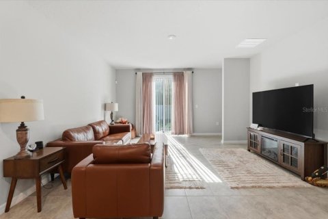 Casa en venta en Winter Haven, Florida, 3 dormitorios, 136.01 m2 № 2107778 - foto 11