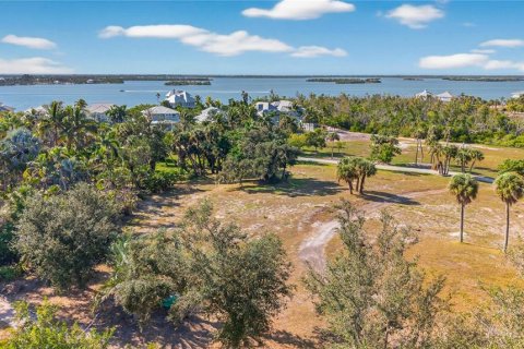 Land in Captiva, Florida № 2225227 - photo 3
