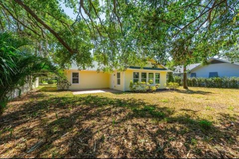 Casa en venta en New Smyrna Beach, Florida, 3 dormitorios, 183.11 m2 № 1853444 - foto 1