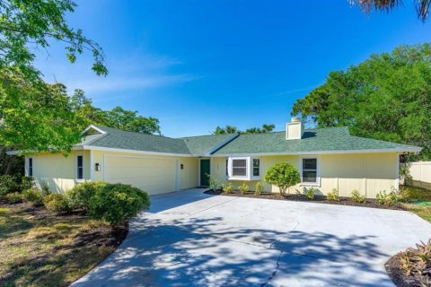 Casa en venta en New Smyrna Beach, Florida, 3 dormitorios, 183.11 m2 № 1853444 - foto 2