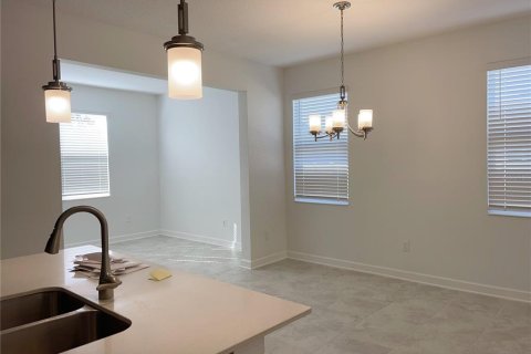 House in Orlando, Florida 3 bedrooms, 171.78 sq.m. № 1791165 - photo 14