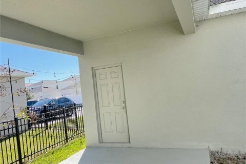 House in Orlando, Florida 3 bedrooms, 171.78 sq.m. № 1791165 - photo 21