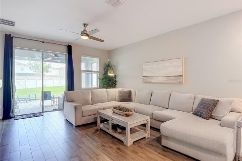 House in Wesley Chapel, Florida 4 bedrooms, 150.13 sq.m. № 2258932 - photo 25
