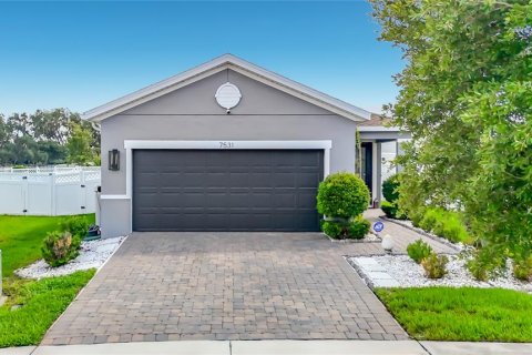 House in Wesley Chapel, Florida 4 bedrooms, 150.13 sq.m. № 2258932