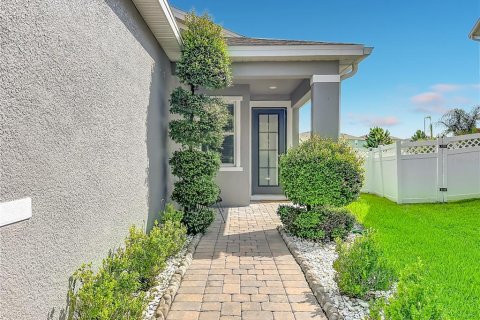 House in Wesley Chapel, Florida 4 bedrooms, 150.13 sq.m. № 2258932 - photo 6