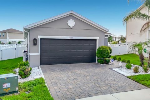 House in Wesley Chapel, Florida 4 bedrooms, 150.13 sq.m. № 2258932 - photo 10