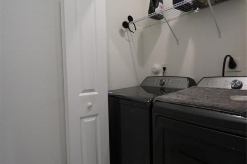 Touwnhouse à vendre à Miami, Floride: 4 chambres, 169.08 m2 № 2082366 - photo 21
