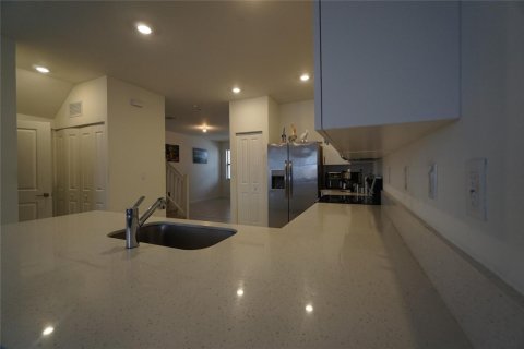Touwnhouse à vendre à Miami, Floride: 4 chambres, 169.08 m2 № 2082366 - photo 15