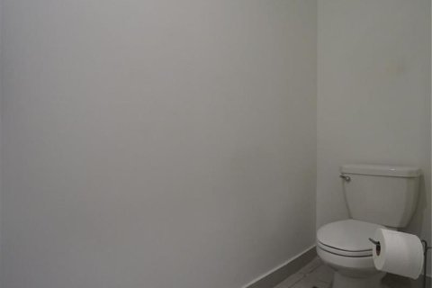 Touwnhouse à vendre à Miami, Floride: 4 chambres, 169.08 m2 № 2082366 - photo 20
