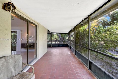 Villa ou maison à vendre à Tamarac, Floride: 2 chambres, 105.54 m2 № 2394677 - photo 25