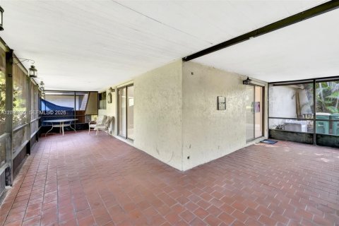 Villa ou maison à vendre à Tamarac, Floride: 2 chambres, 105.54 m2 № 2394677 - photo 23
