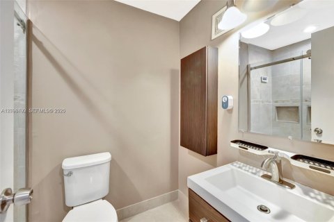 Villa ou maison à vendre à Tamarac, Floride: 2 chambres, 105.54 m2 № 2394677 - photo 10