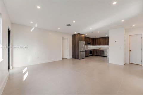 Купить виллу или дом в Майами, Флорида 3 спальни, 111.48м2, № 2048902 - фото 4