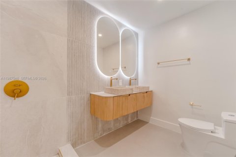 Купить виллу или дом в Майами, Флорида 3 спальни, 111.48м2, № 2048902 - фото 16