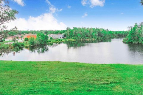 Villa ou maison à vendre à Kissimmee, Floride: 3 chambres, 172.33 m2 № 1716724 - photo 5