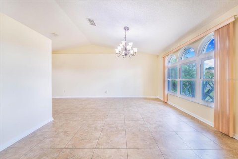 Villa ou maison à vendre à Kissimmee, Floride: 3 chambres, 172.33 m2 № 1716724 - photo 8