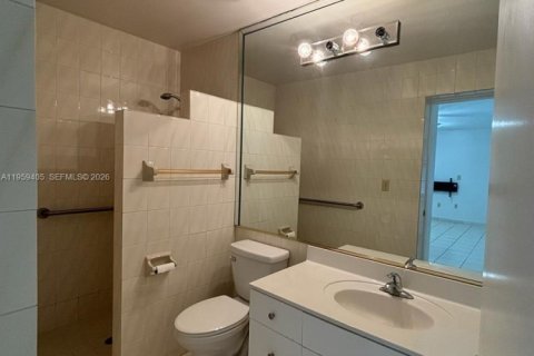 Купить виллу или дом в Ки-Бискейн, Флорида 3 спальни, 129.23м2, № 2028162 - фото 8