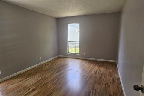 House in Seffner, Florida 4 bedrooms, 148.64 sq.m. № 1778173 - photo 18