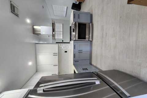 Villa ou maison à Fort Lauderdale, Floride 3 chambres, 92.9 m2 № 2432284