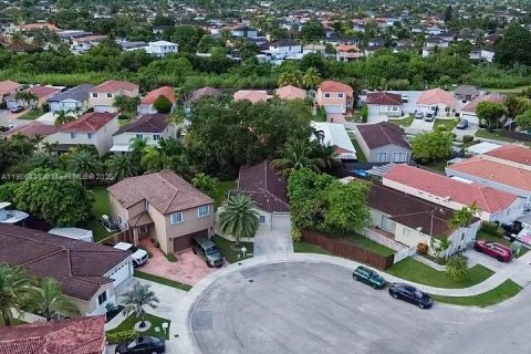 Casa en venta en Miami, Florida, 3 dormitorios, 130.62 m2 № 1965829 - foto 23