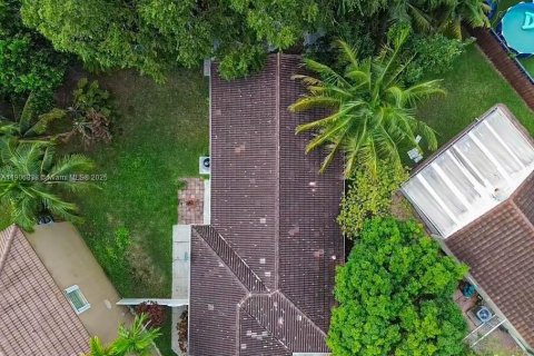 Casa en venta en Miami, Florida, 3 dormitorios, 130.62 m2 № 1965829 - foto 25