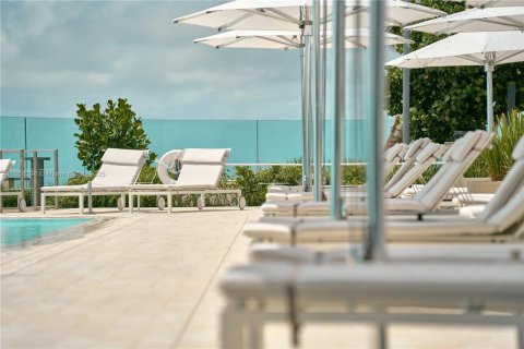 Condominio en venta en Miami, Florida, 7 dormitorios, 1845.78 m2 № 1865360 - foto 22