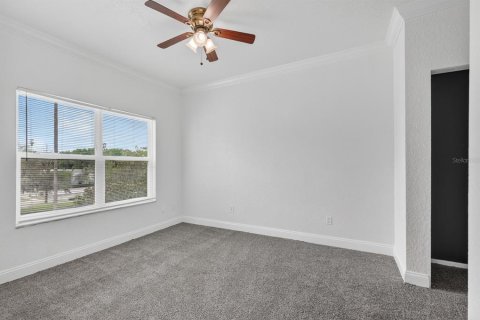 Condo in Altamonte Springs, Florida, 2 bedrooms  № 2230704 - photo 27