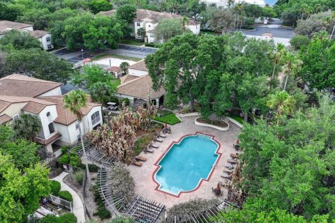 Condo in Altamonte Springs, Florida, 2 bedrooms  № 2230704 - photo 9