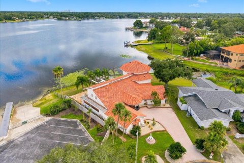 Casa en venta en Tampa, Florida, 6 dormitorios, 511.89 m2 № 2351958 - foto 6