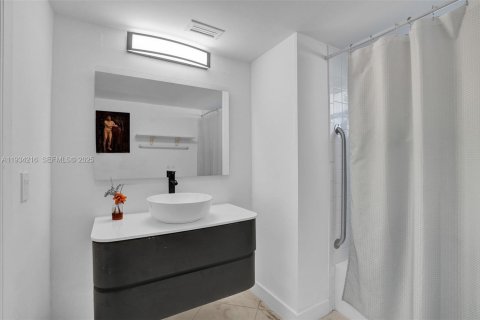 Copropriété à vendre à Miami, Floride: 2 chambres, 96.25 m2 № 1992459 - photo 18