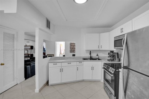 Copropriété à vendre à Miami, Floride: 2 chambres, 96.25 m2 № 1992459 - photo 5