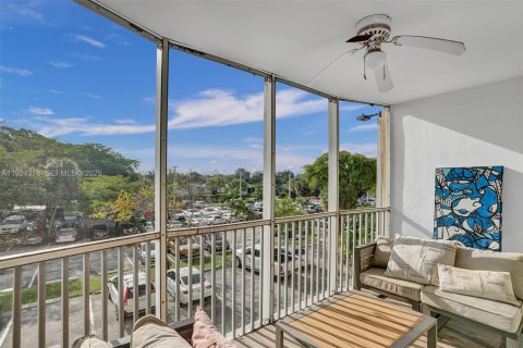 Copropriété à vendre à Miami, Floride: 2 chambres, 96.25 m2 № 1992459 - photo 16