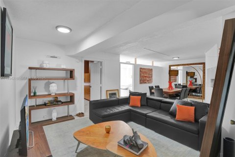 Copropriété à vendre à Miami, Floride: 2 chambres, 96.25 m2 № 1992459 - photo 12