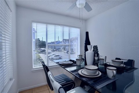 Condo in Kissimmee, Florida, 2 bedrooms № 2211385 - photo 10