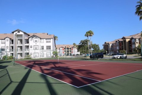 Condo in Kissimmee, Florida, 2 bedrooms № 2211385 - photo 24